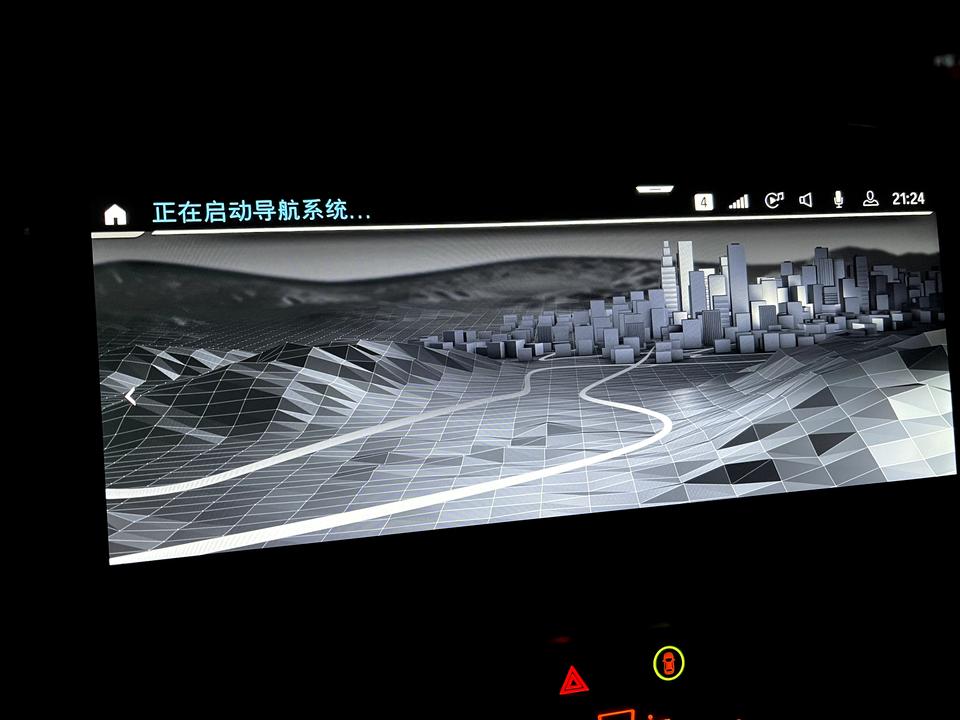 宝马iX3 求问车载导航一直显示正在启动打不开是怎么回事？