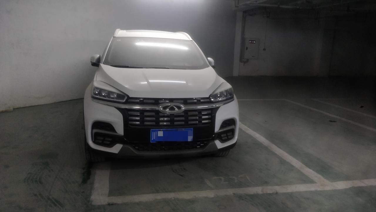 奇瑞瑞虎8 PRO 四驱的裸价最低都是16.19W，弄个四驱。可这价格