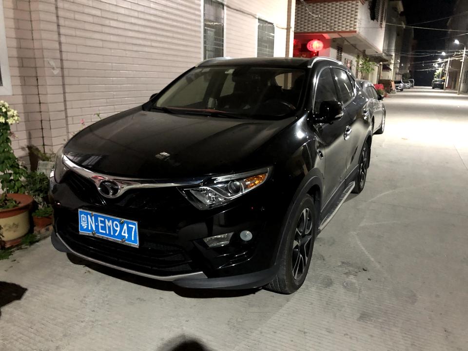 东南DX7 这车突然显示屏坏了去买一个屏幕显示屏需要1700？？？ 车友们有没有好的推荐