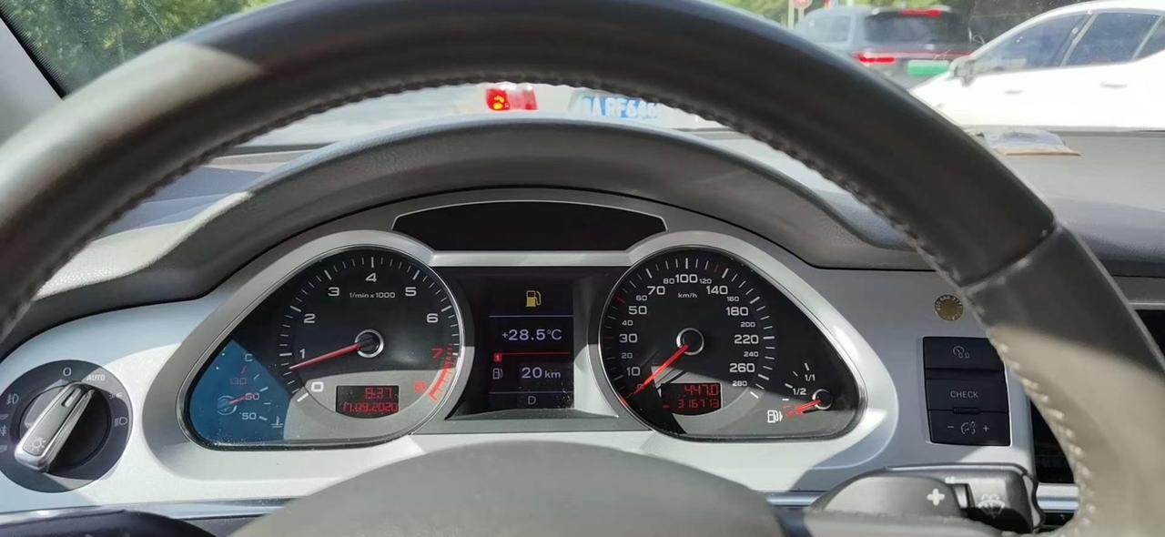 奥迪A6L 这个什么车