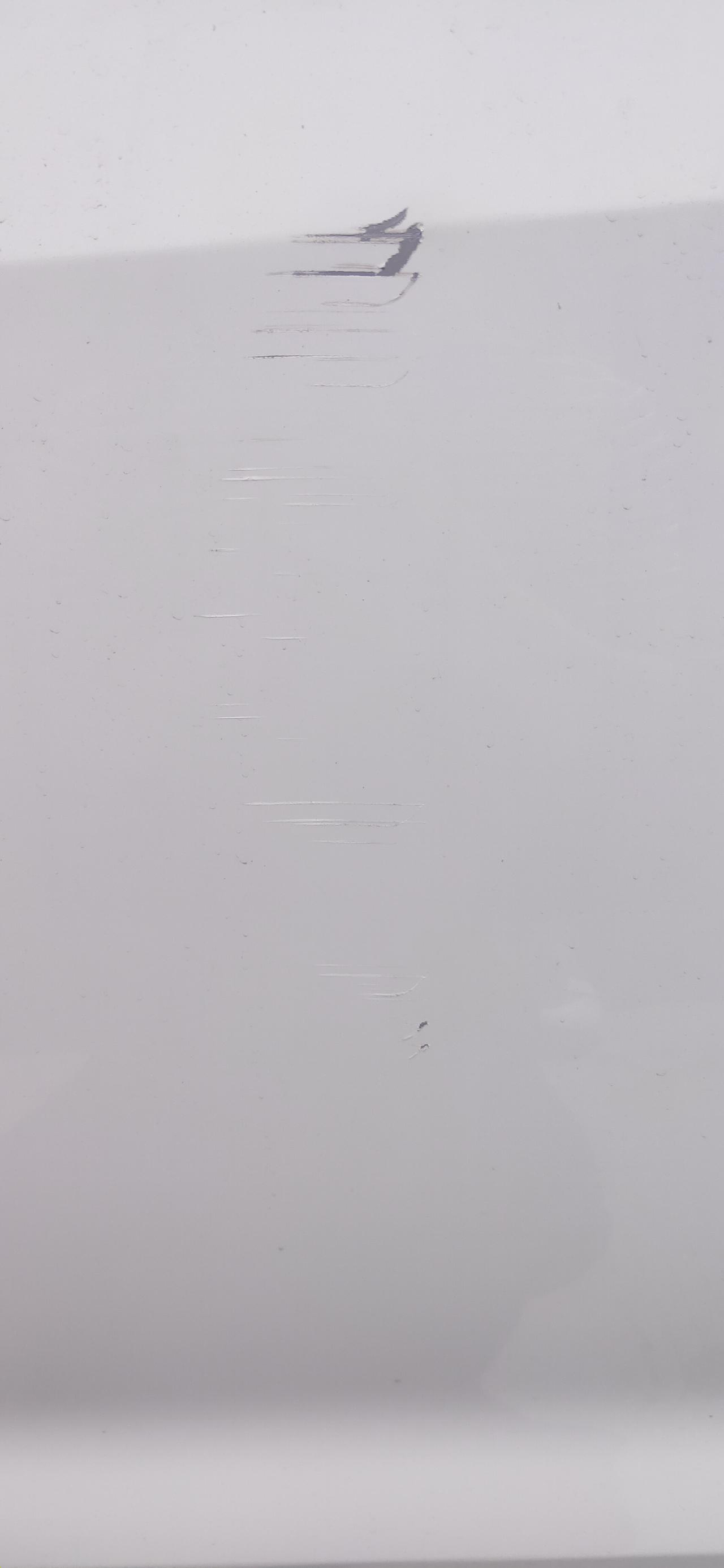 大众宝来 左后车门剐蹭漏底漆了，有没有大佬知道怎么样处理划算一点