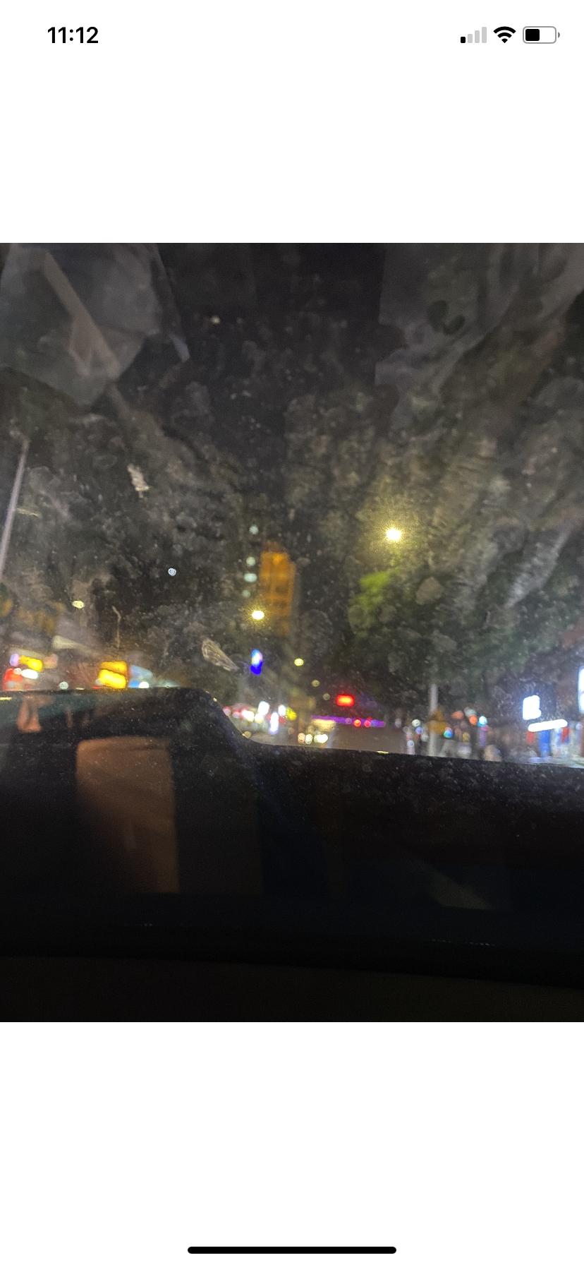 长安欧尚X5 后尾箱玻璃刮花了还能修复吗？今天放了个梯子在后面刮到了，好心疼啊