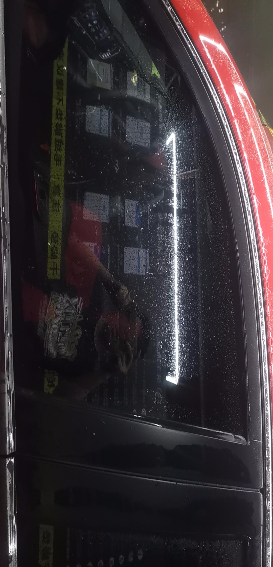 东风风神奕炫MAX 谁推荐一下用什么洗油膜效果好