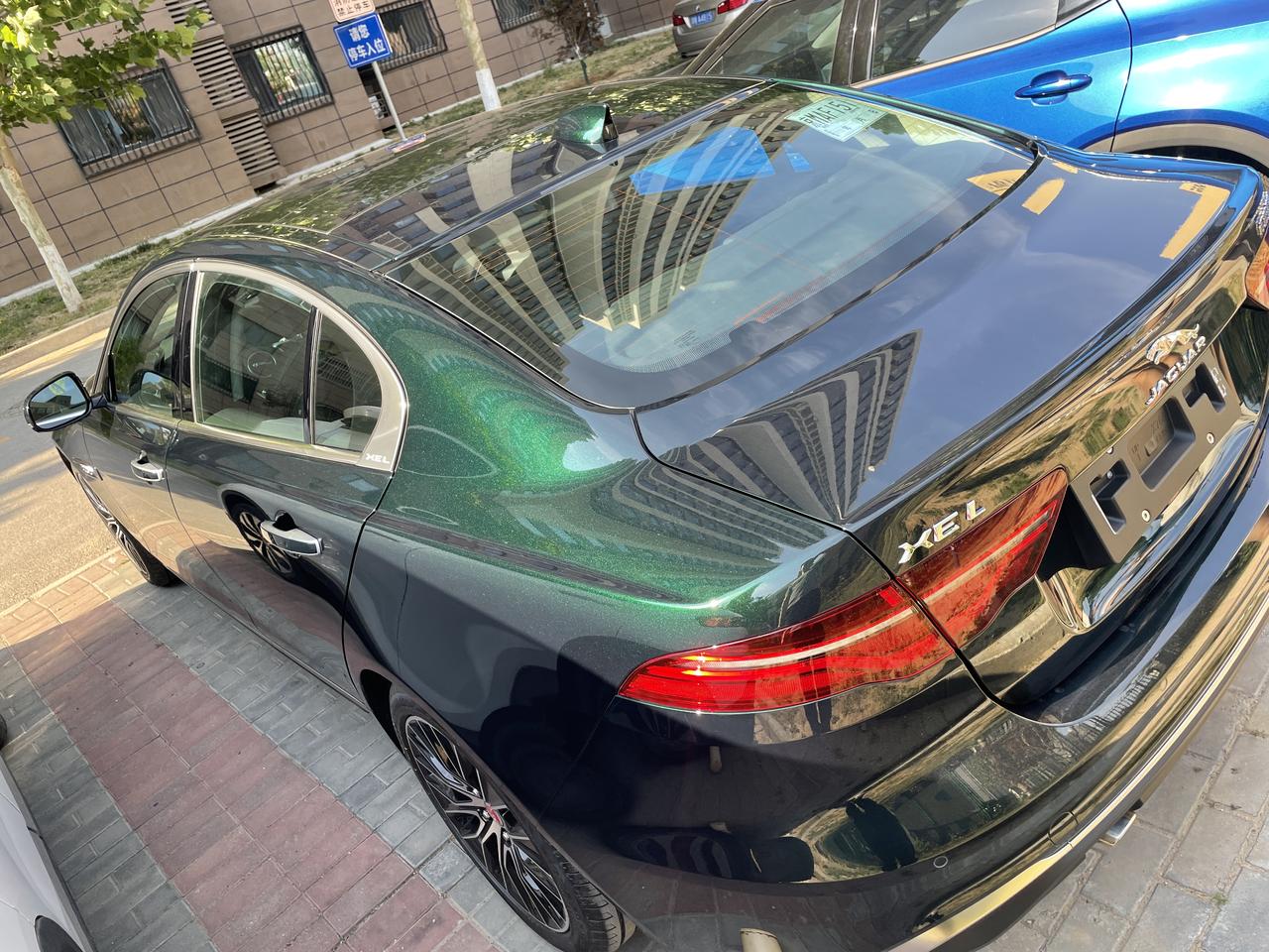 捷豹XEL 想问一下，21 款的座椅能加装记忆吗？现在家里俩人开一个车，次次要调，确实有点崩溃。