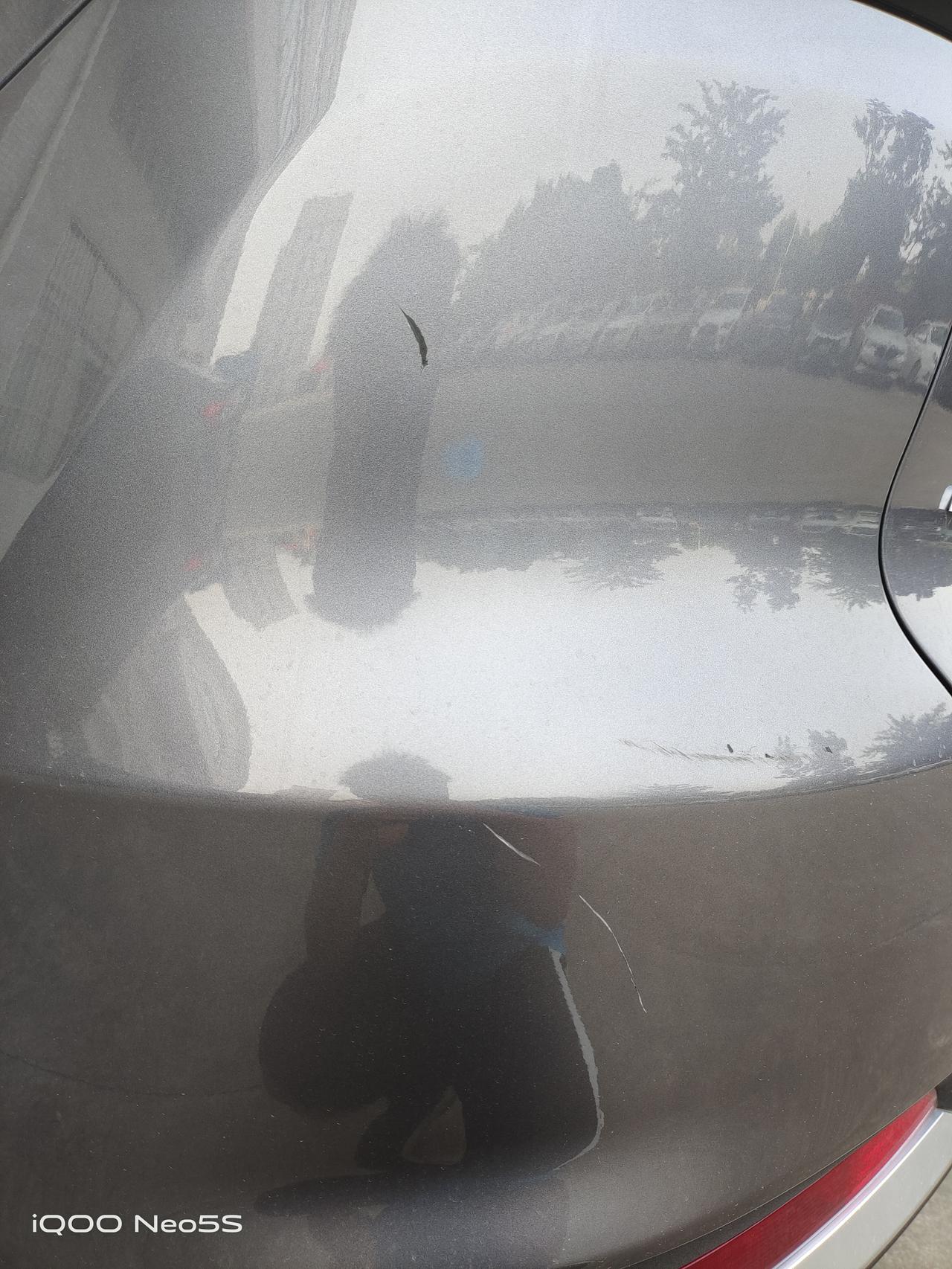 奇瑞瑞虎7 PLUS 各位车主们，我在同一个地方，同一个屁股被刮了，刮的人跑路了，我这个伤有什么点漆笔推荐吗？