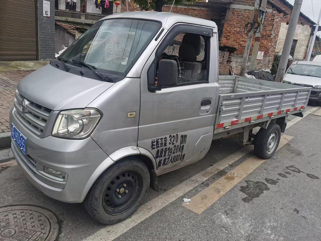 东风小康C31 四万公里，15年12月的车 无事故两万多点可以入手吗