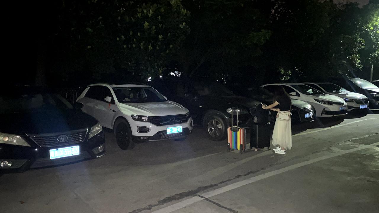 大众T-ROC探歌 7月1号提车 买回来以后一直8个点到10个点 我朋友一起买的雪弗兰 两箱油还没跑完 我已经加了140