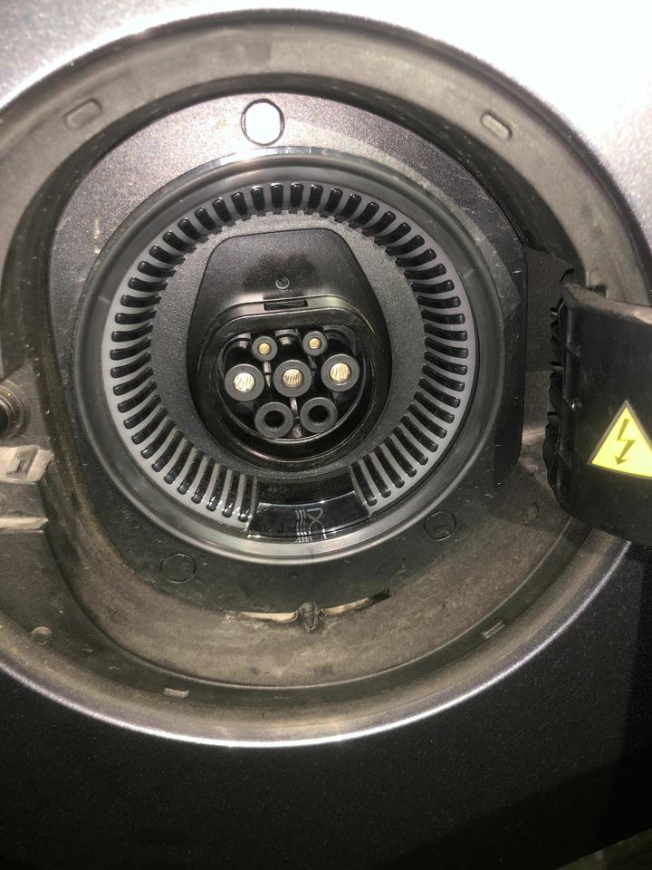 比亚迪汉DM 锁车被人强拔，弹出的那个小圆柱短掉，有什么影响吗？