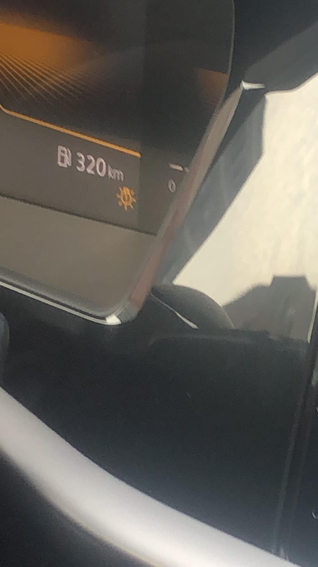大众朗逸 刚提的车，我这个故障灯怎么回事？重启车辆又没了？