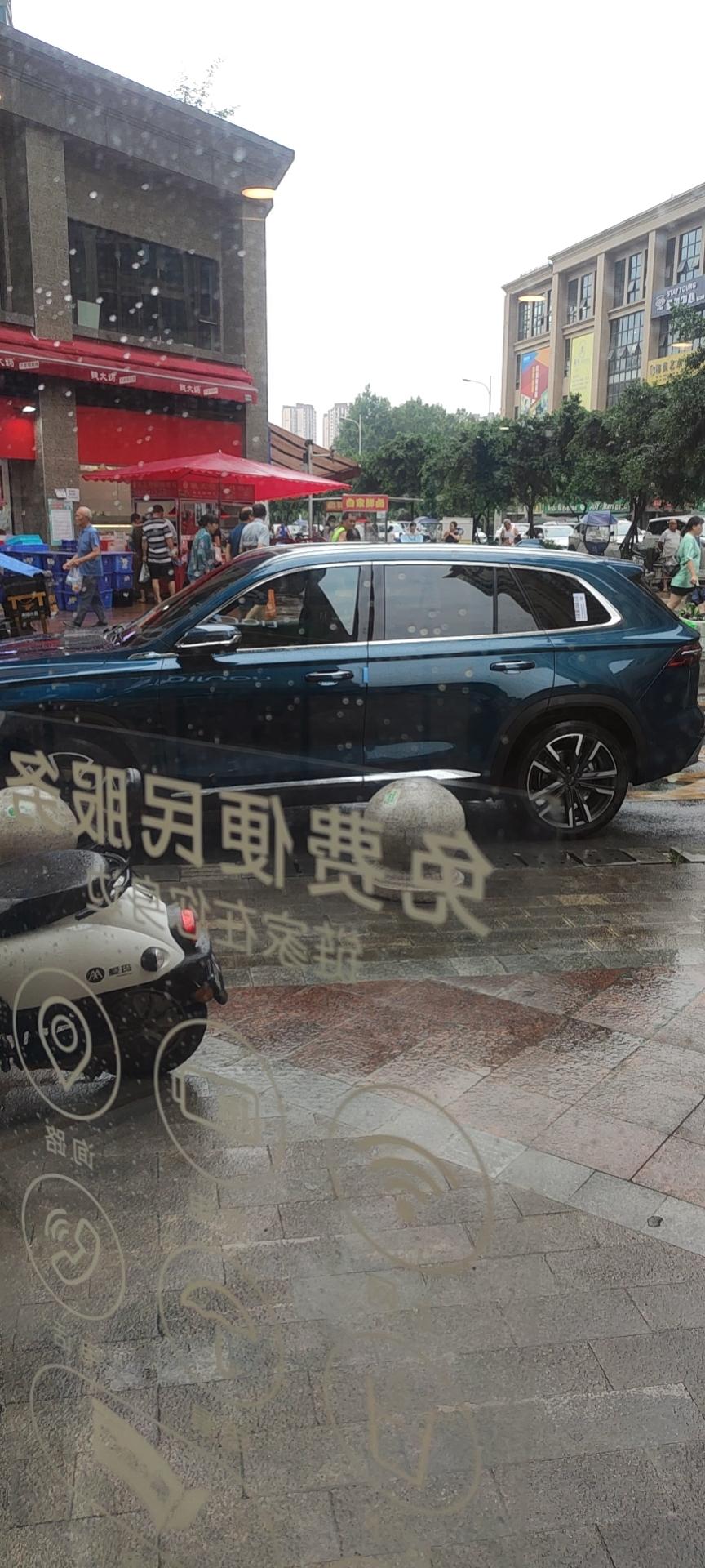 吉利星越L 各位有碰到过么？刚才红绿灯起步 按照以往正常的脚给油 正常应该在2200 结果正跟着音乐摇摆的时候突然听着很