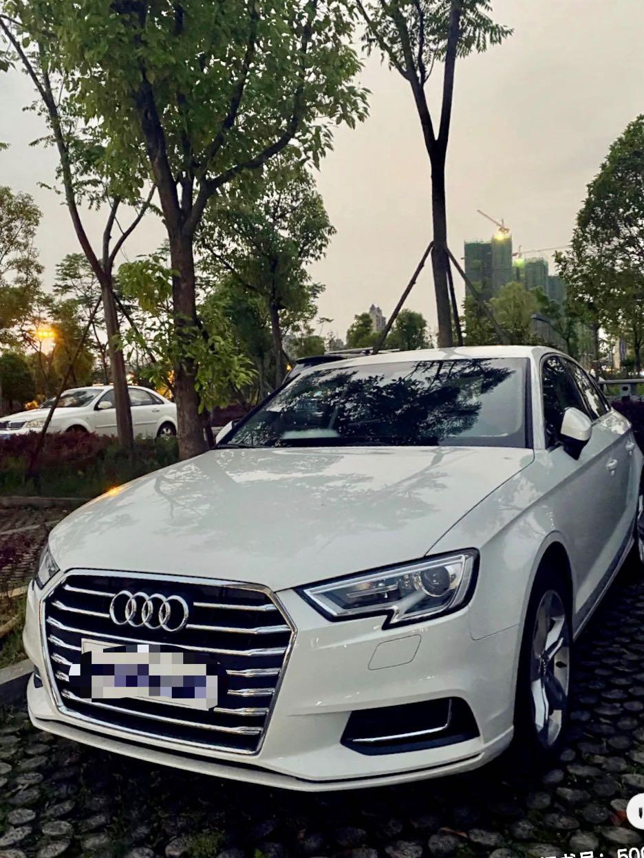奥迪A3 喜欢A3这几天简直疯了，各种了解各种查资料，可是查这么几天，A3喷的人很多，各种都有说，本来自己选择Q3 但是