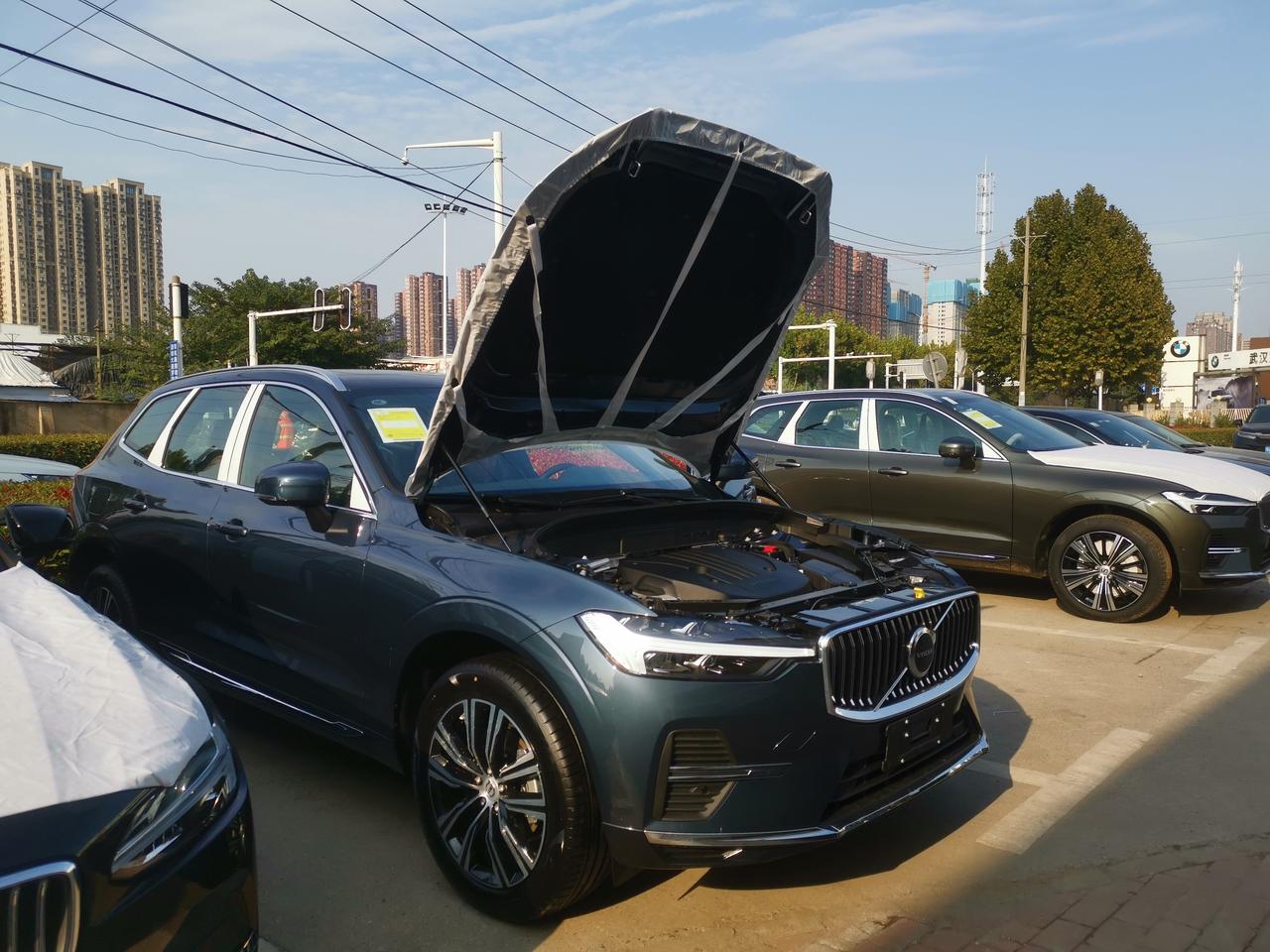 沃尔沃XC60 XC60 2022款厂家“偷偷”减配了感应尾门功能？？？为啥？？？怎么办？？？智远、智雅原本都配备电动尾