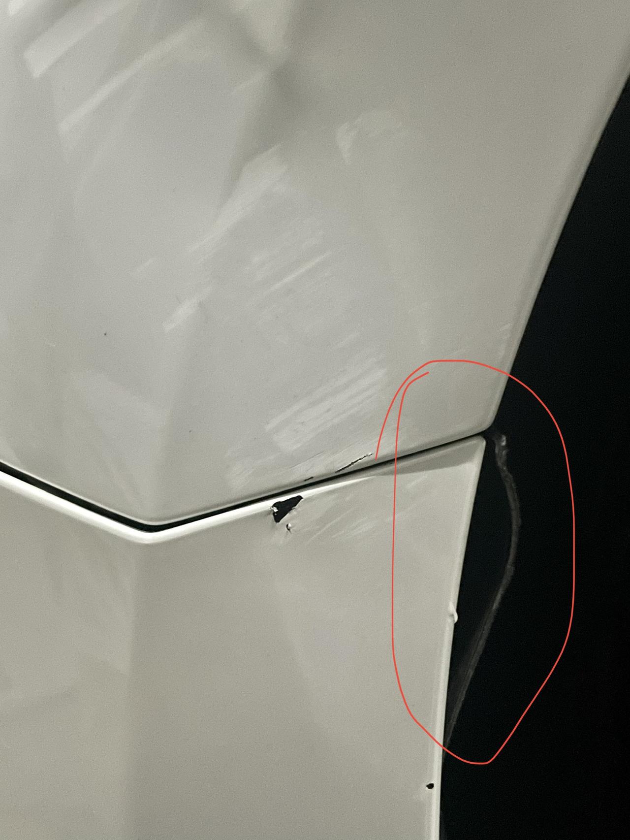马自达3 昂克赛拉 请问兄弟们，碰成了这个样子是不是必须得钣金了？好心塞