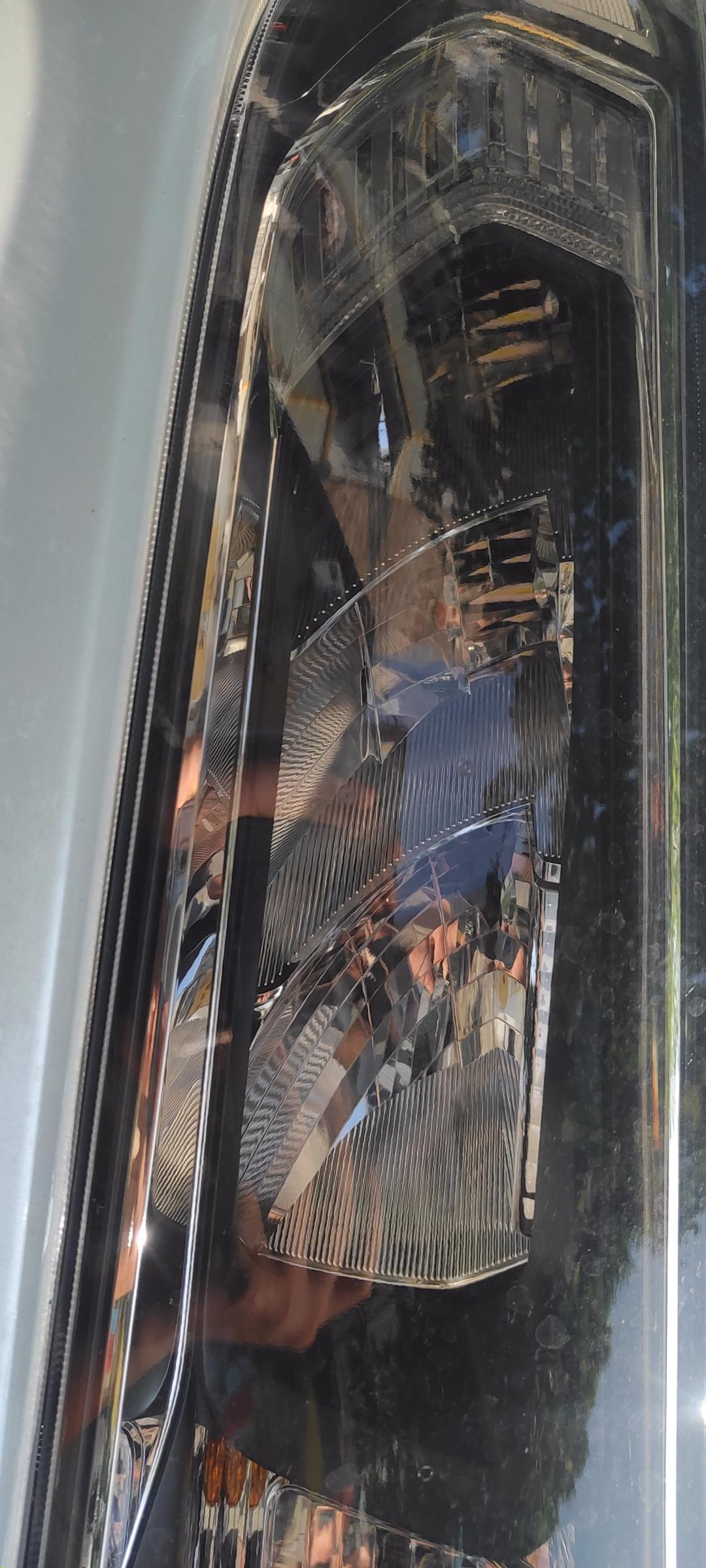 丰田RAV4荣放 原车灯有时候真的看不见，这个要怎么弄