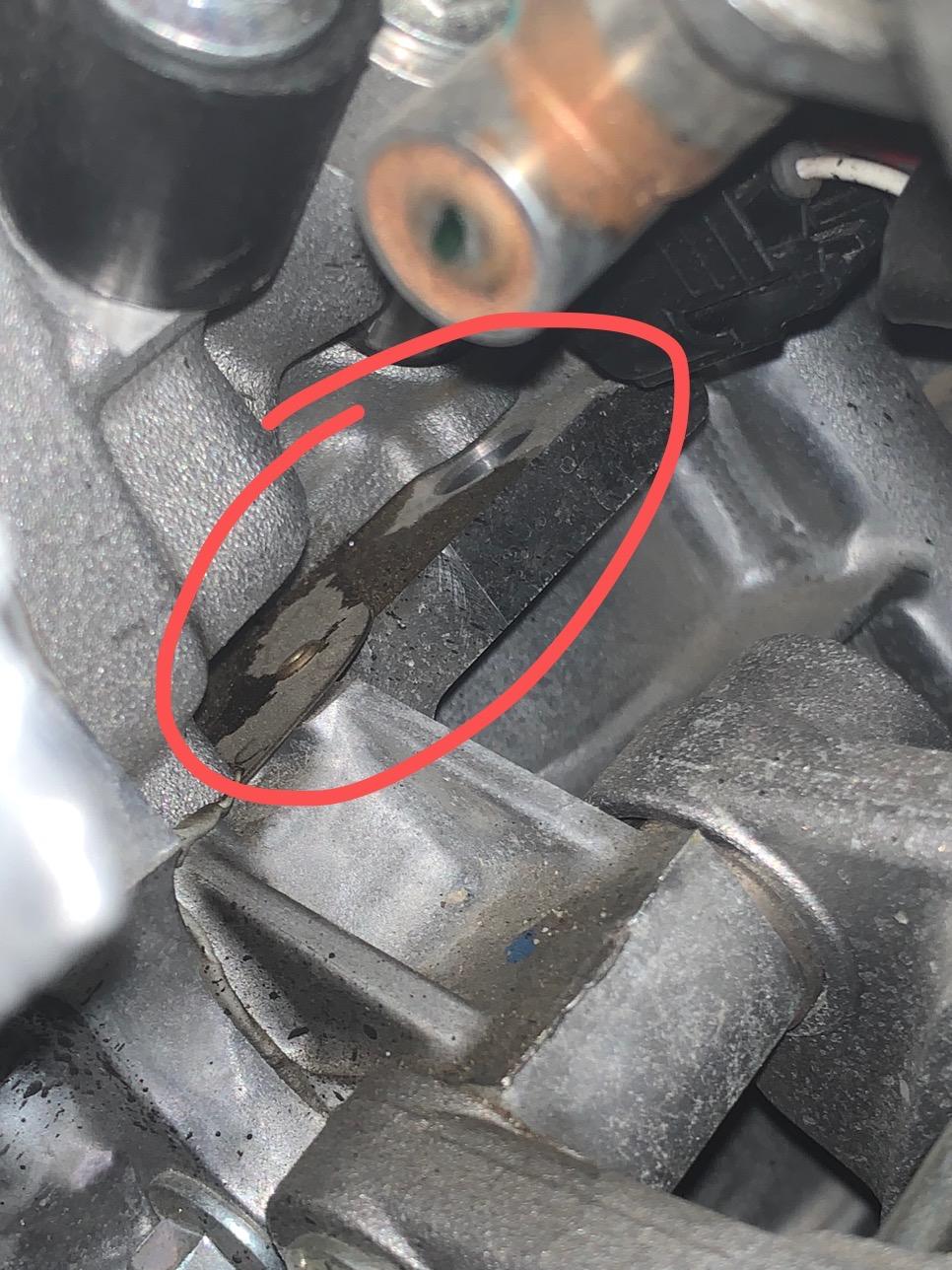马自达3 昂克赛拉 车友你们这位置有油吗