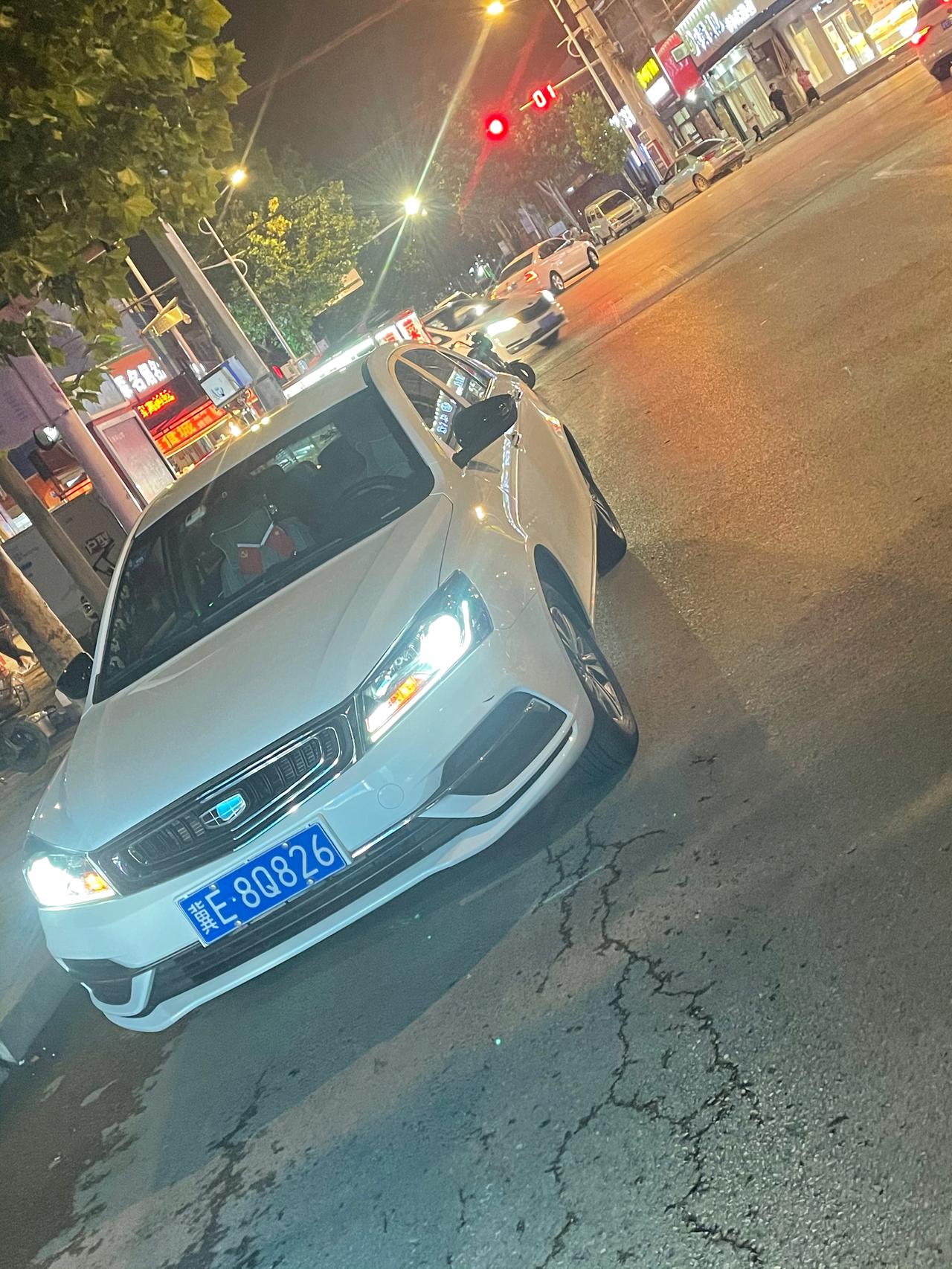 车友们 18款帝豪你们保养用5w-30机油还是5w-40，用什么牌子的机油