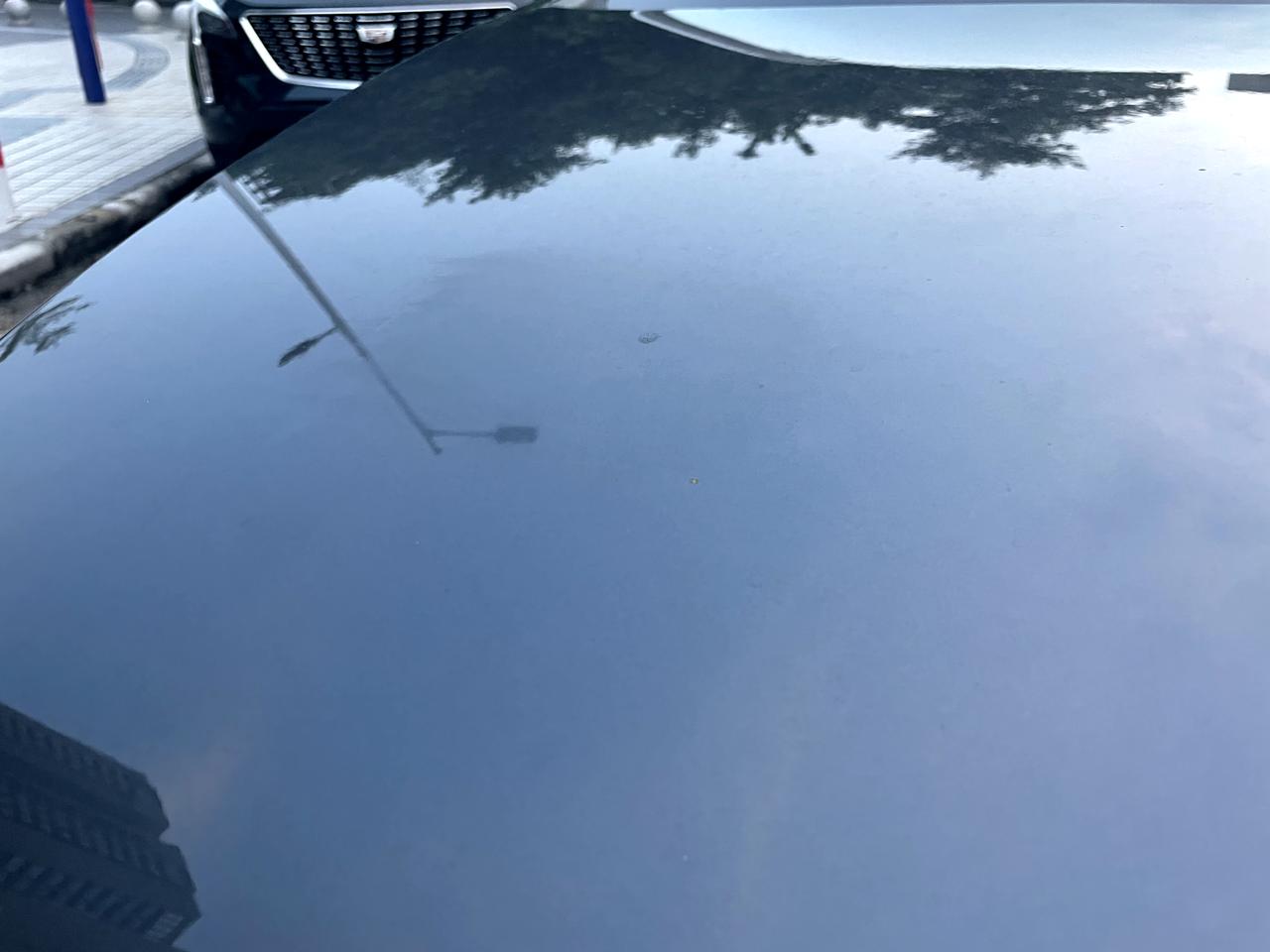 马自达3 昂克赛拉 各位这个机盖之前有轻微划痕，去保养时4S抛光没抛好……越弄越明显还能恢复回去吗？