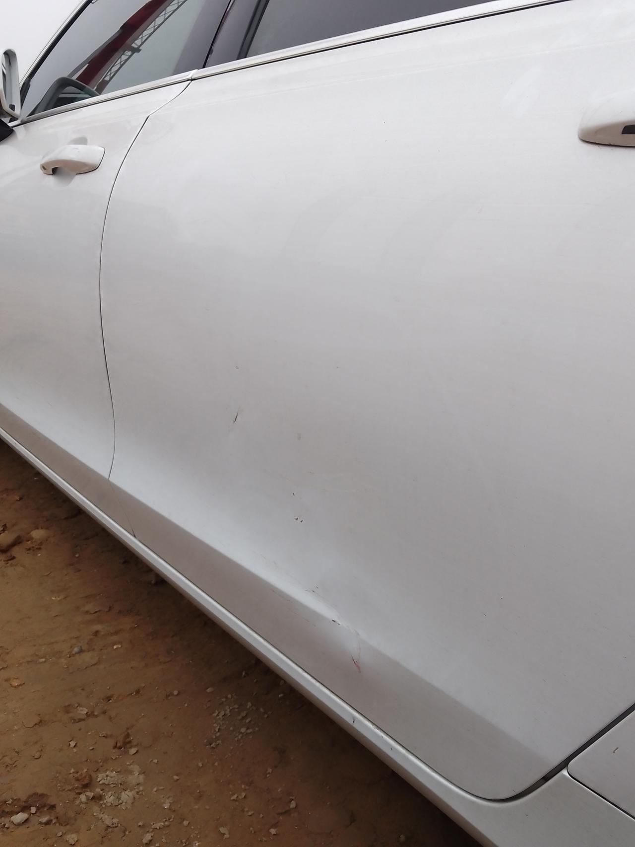 沃尔沃XC60 这样去喷漆多少钱？沃尔沃