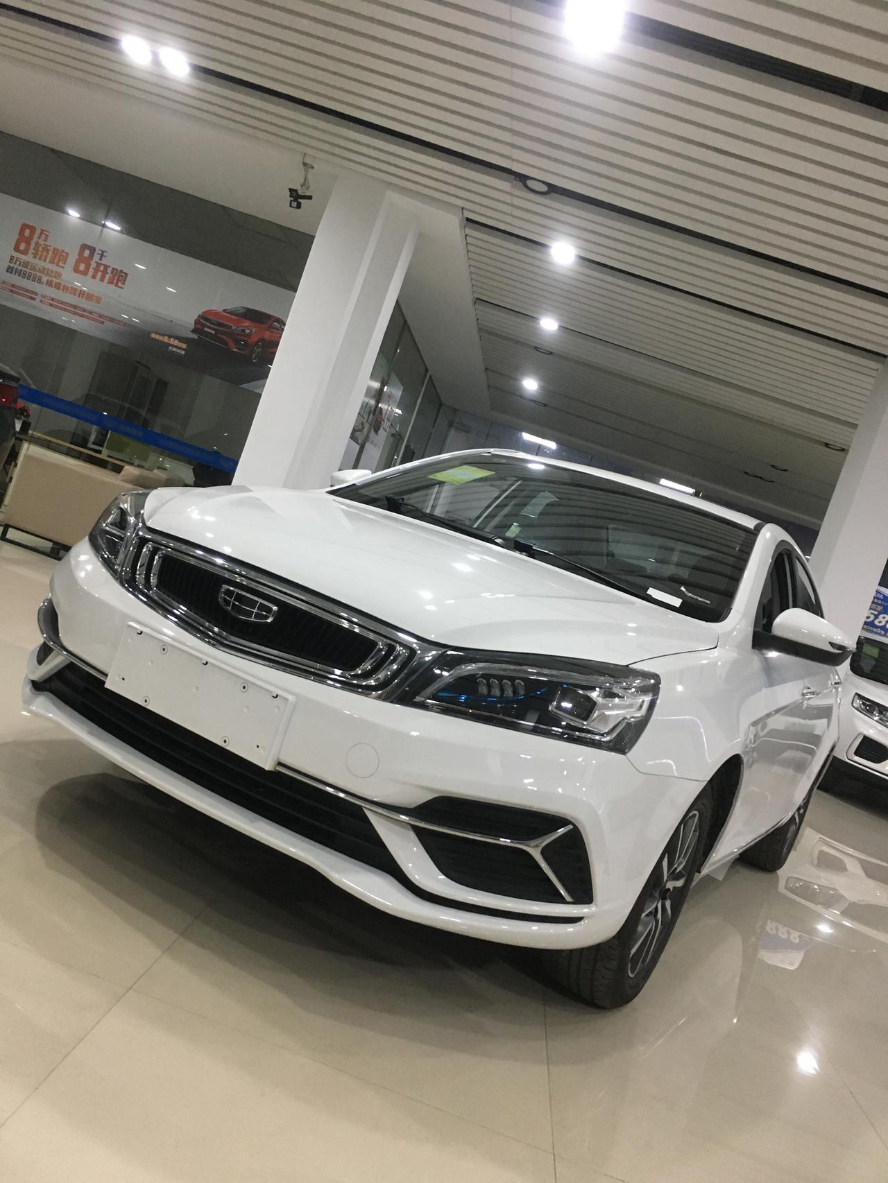吉利帝豪 亲戚向你们借车，你们会借吗？今天我老婆把车借给她妹的老公，带他们的小孩去看病，没问过我，我上夜班白天在睡觉，上