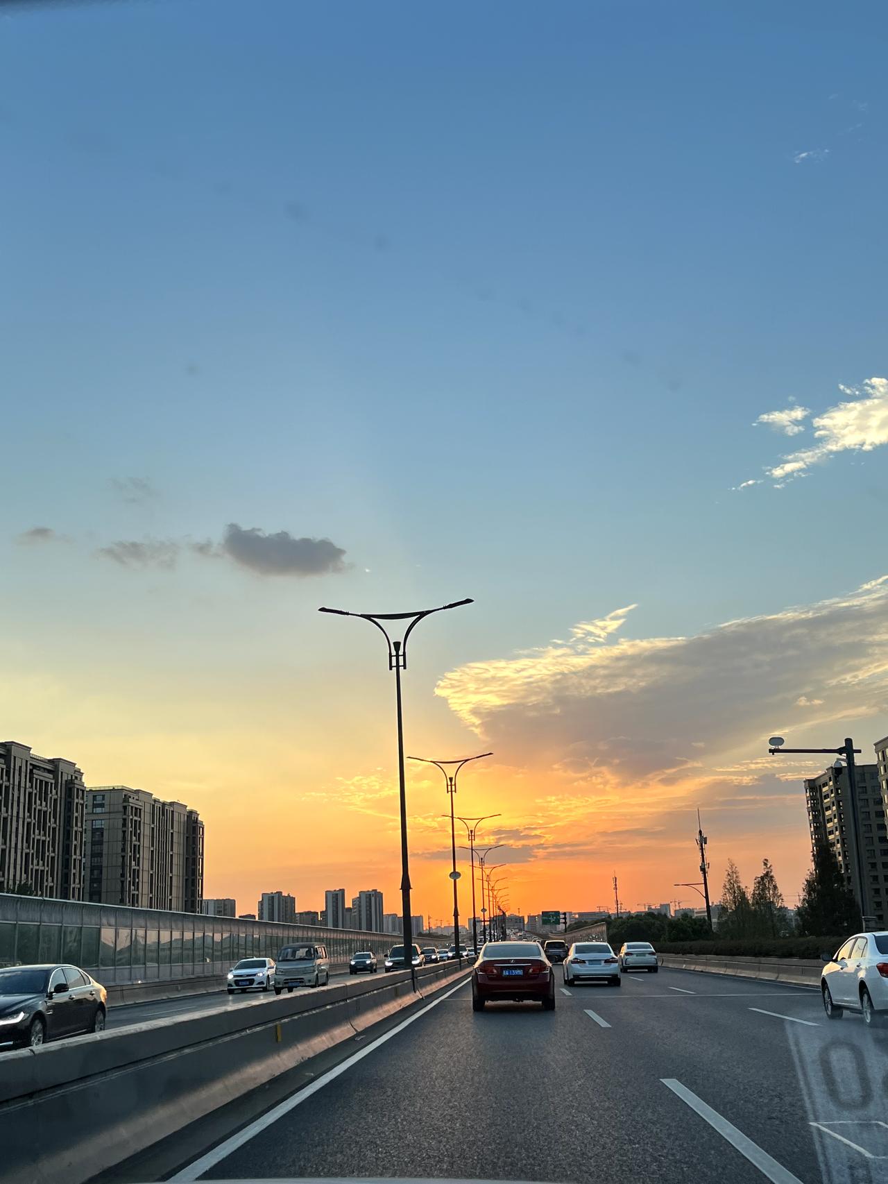 沃尔沃XC60 xc60新车主，坐标杭州，求拉各种车友群