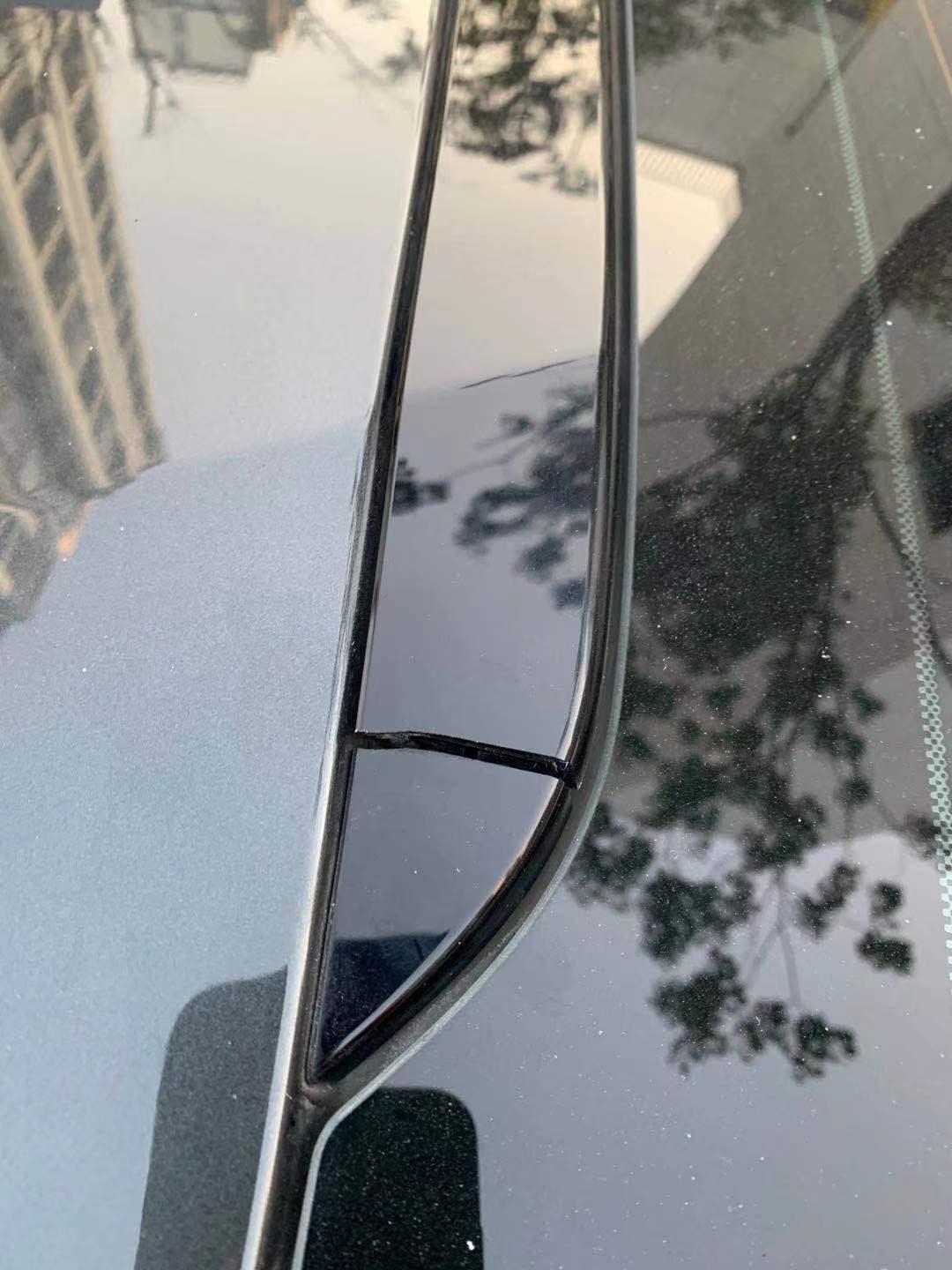 雪佛兰迈锐宝XL 这个地方开裂怎么解决。    倒车影像时不时的蓝屏怎么解决，车子还在3年或100000公里范围内。