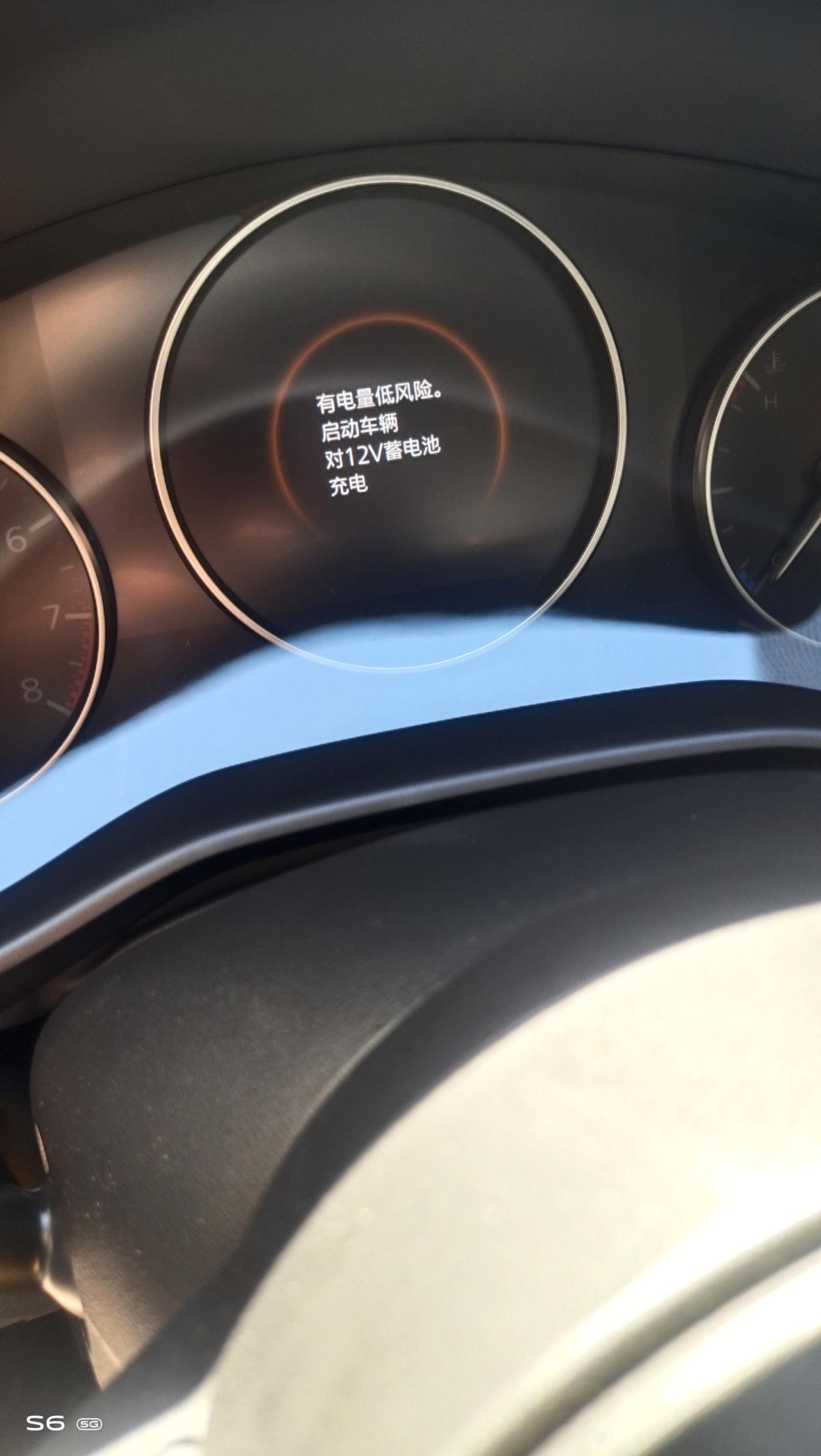 马自达3 昂克赛拉 马三车友你们的爱车有这种情况吗？
