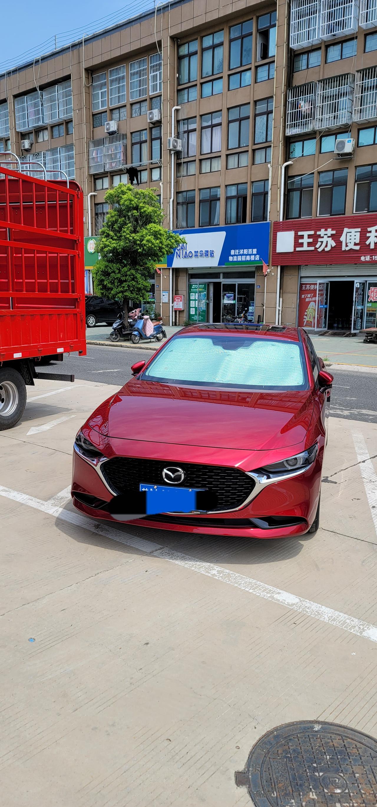 马自达3 昂克赛拉 关于21款马自达3昂克赛拉电瓶的问题  各位车友们，我这个马3  21年9月份提的，至今还没到一年，