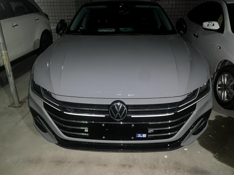 大众CC 你们有没有感觉油门很重啊，而且不踩它都好像不走一样。