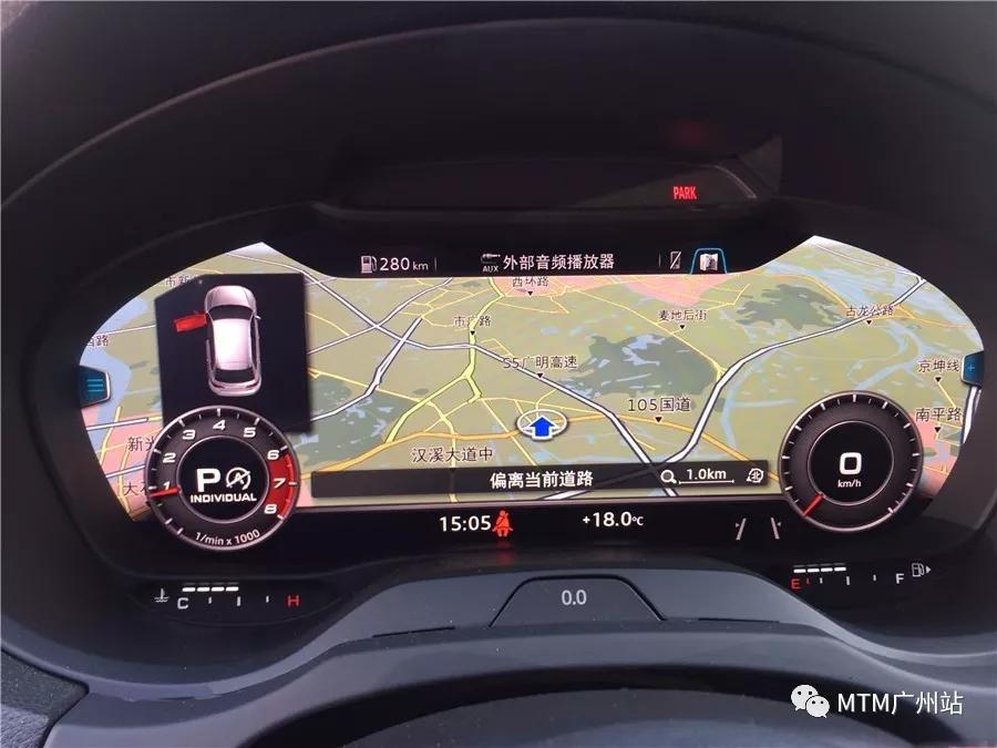 奥迪A3 a3，地图仪表是标配的吗？