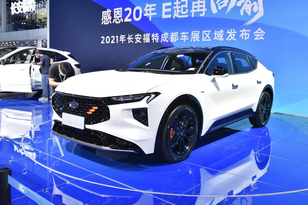 昨晚，长安福特发布在2022年第四季度预售2022款锐界EVOS新车啦。我买的2021款两驱五座锐界PULS ST-Li