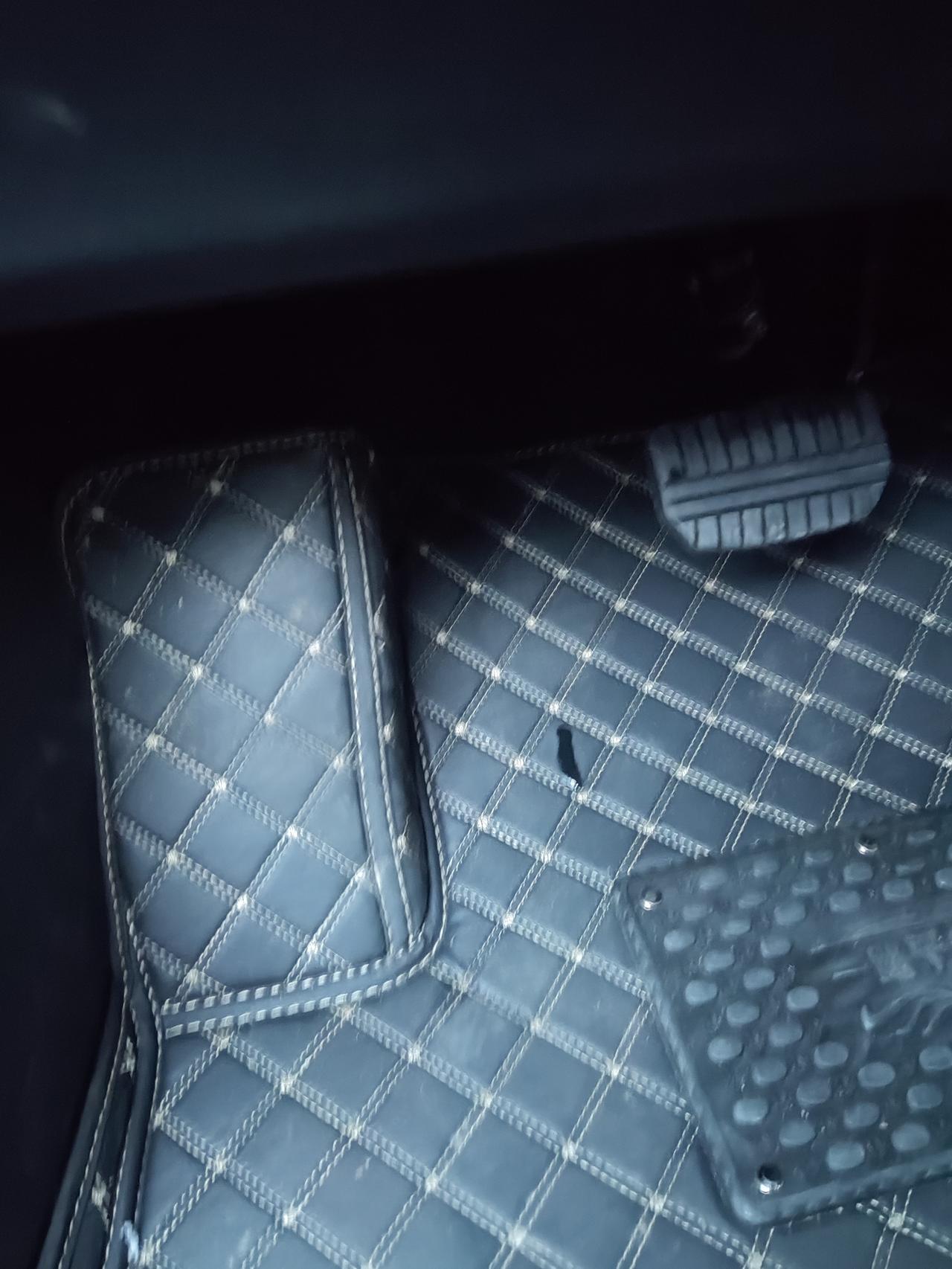 广汽传祺传祺GS4 PLUS 这里漏油是怎么了