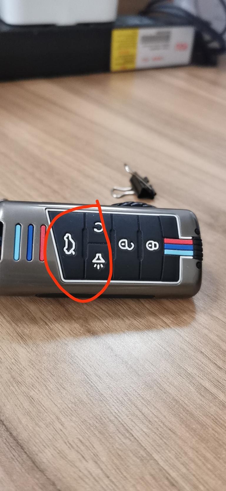 广汽传祺传祺GS4 PLUS 问一下各位车友，手机app怎么不能远程操作车辆，车钥匙除了开锁和锁车，别的功能也是不可以用