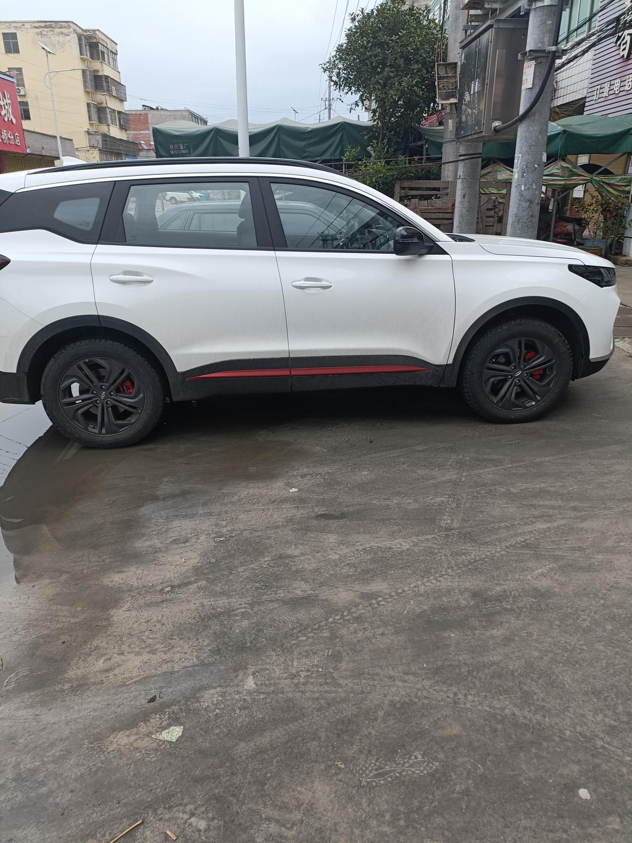 奇瑞瑞虎7 底盘装甲有做的吗？昨天刚提的1.6勇士➕，明天去上牌，如果需要顺便做一下，求指教