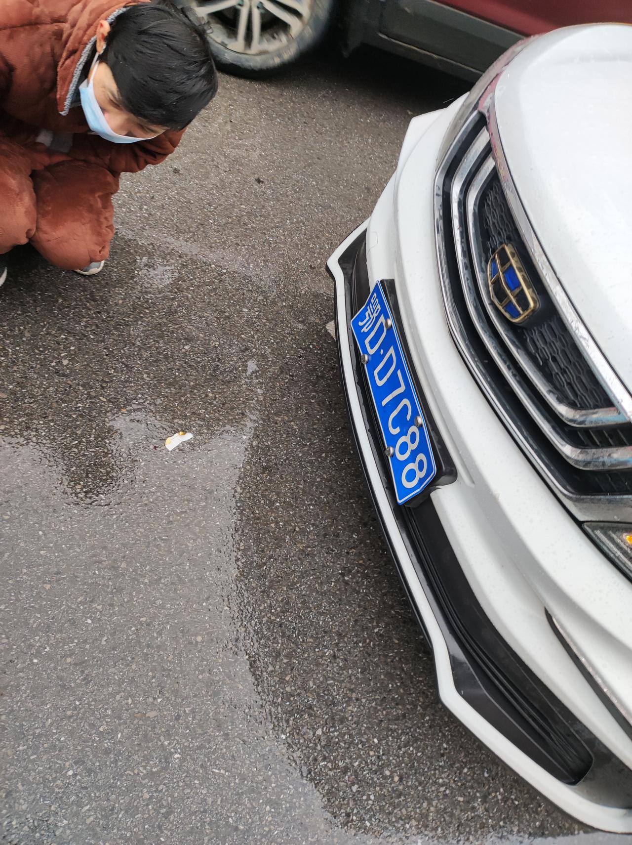 吉利帝豪S 这是追尾我的车，我的车以后有什么影响吗