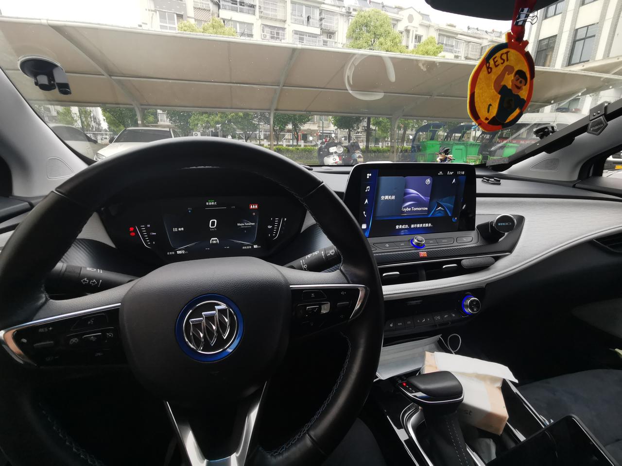 19年的微蓝6的车机能不能换？网易云的歌太少了。 Carplay 要连线，买了无线模块每次启动车还要重连，真麻烦。听个歌