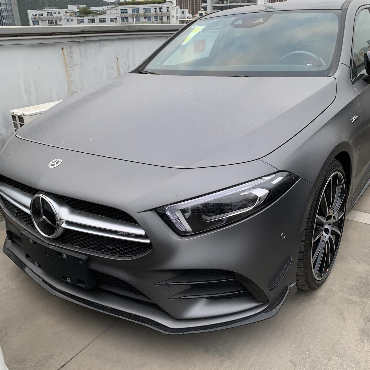 奔驰A级AMG(进口) 兄弟们 坐标深圳 2021款a35现车 选配了磨砂灰 方向盘旋钮 amg方向盘 柏林之声 辅助驾
