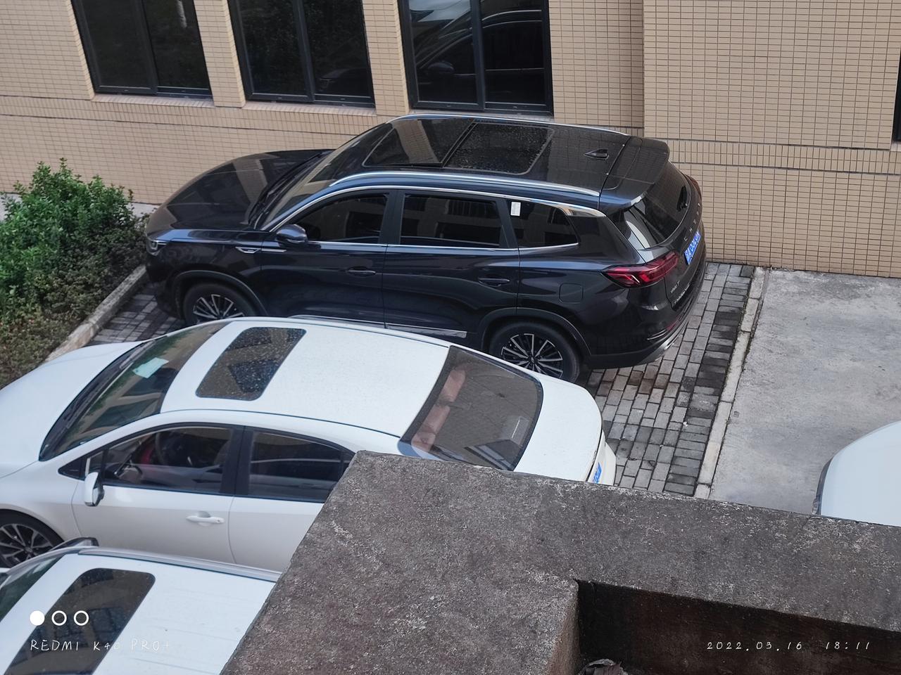 奇瑞瑞虎8 PLUS 我想请教一些圈里的大佬，关于电池亏电这个问题我每天上下班开，总里程来回应该是3公里到四公里的样子，