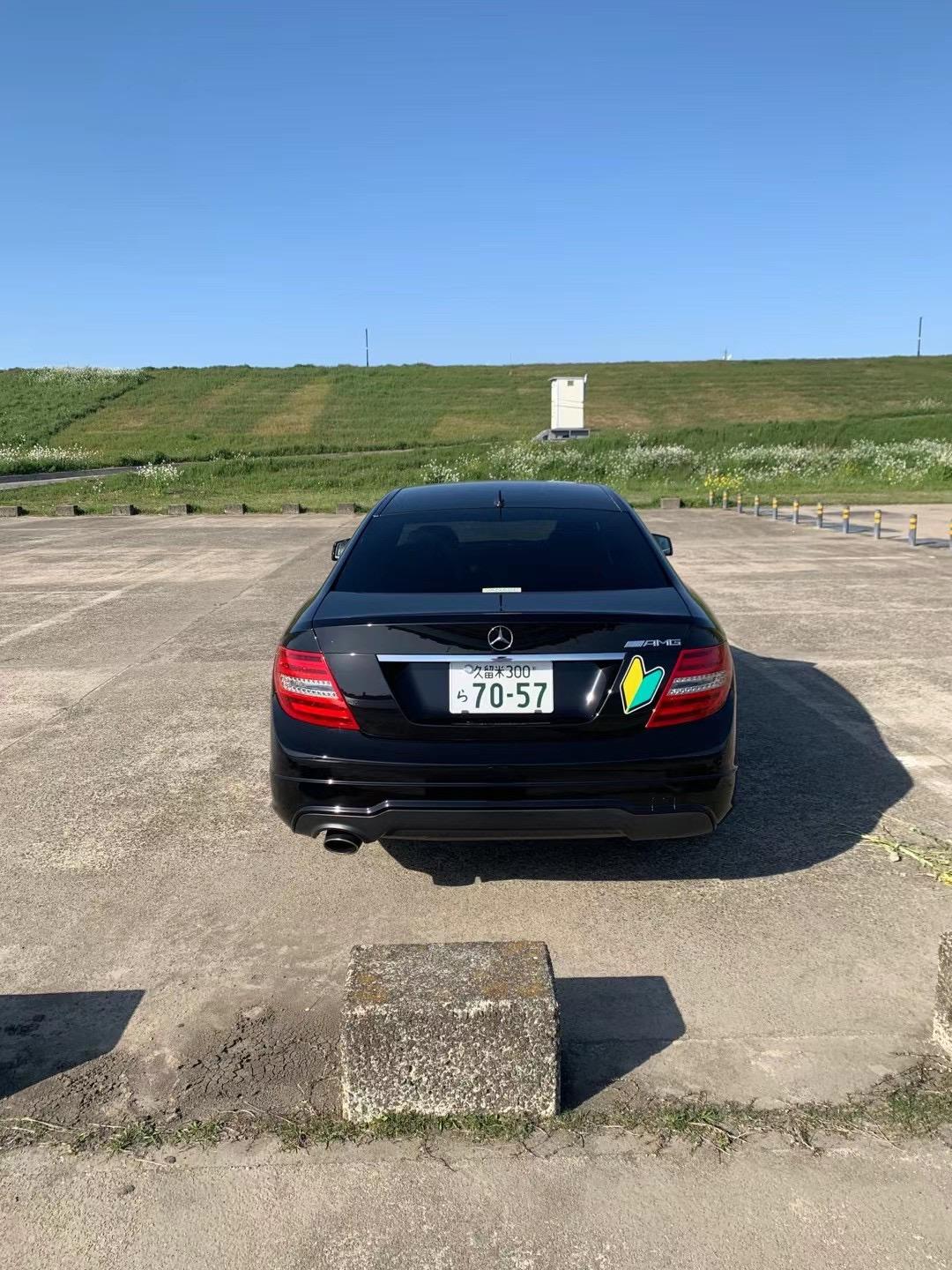 奔驰C级 有谁知道这是奔驰的哪辆车 急！！
