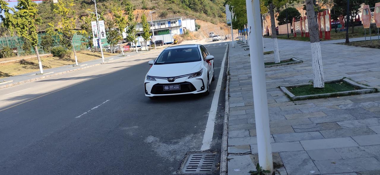 卡罗拉21款 1.2t精英plas，锁车 喇叭怎么不响？