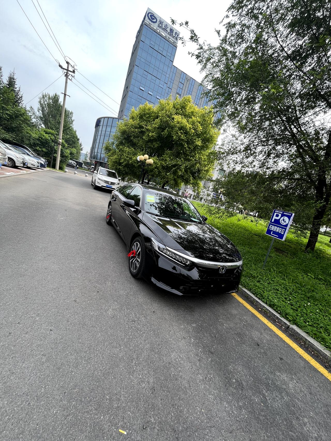 本田英仕派 有改过后视镜加热的兄弟吗，求推荐