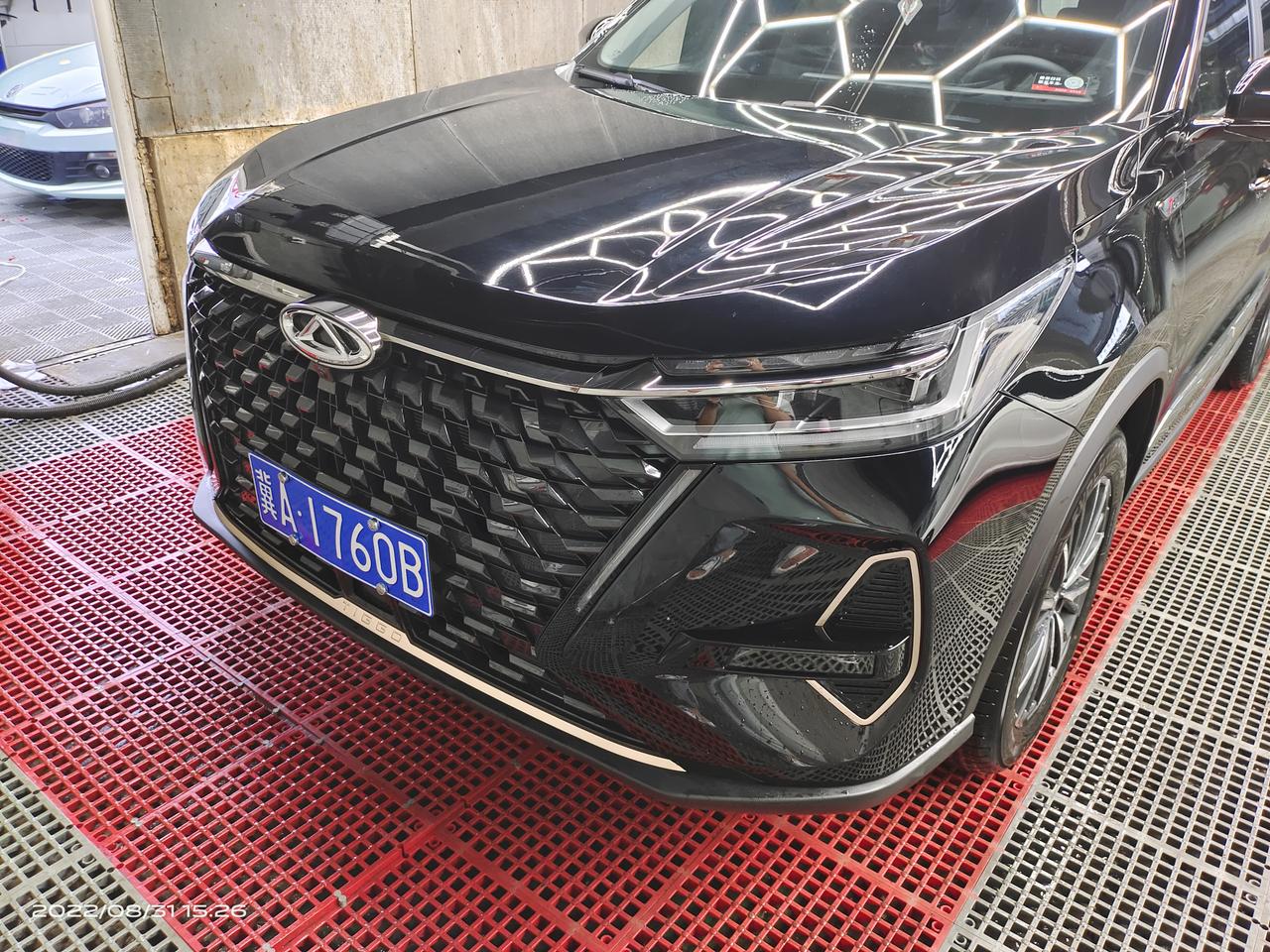 奇瑞瑞虎8 PRO 锁车后视镜折叠后，等会就自己打开是怎么回事