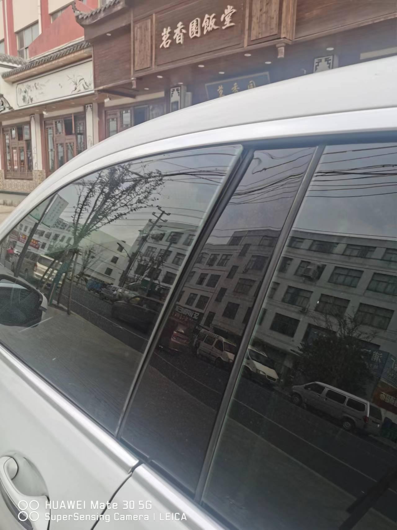 宝马6系GT 想问下各位车友车窗有会卡住的嘛 有没有解决的办法