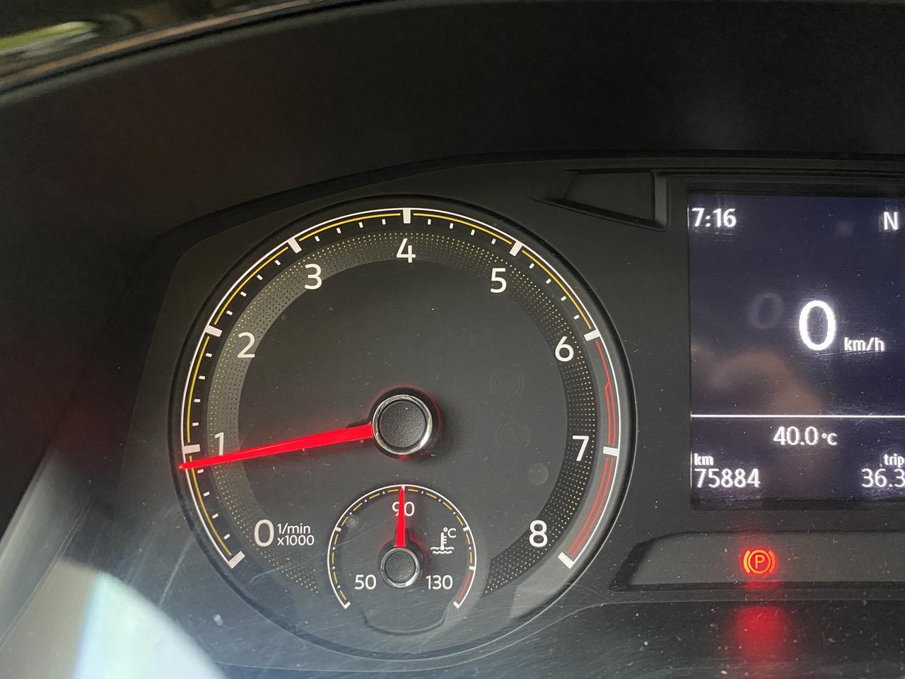不开空调，这个怠速正常吗？宝来换个电瓶带EFB自动启停的大概什么价？