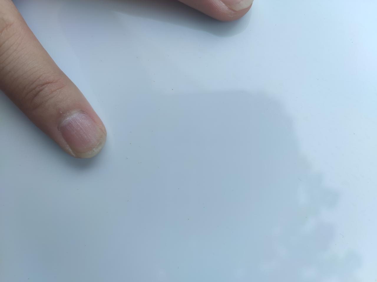 大众宝来 刚发现原车漆有个小颗粒凸起，这跟4s店应该怎么谈。