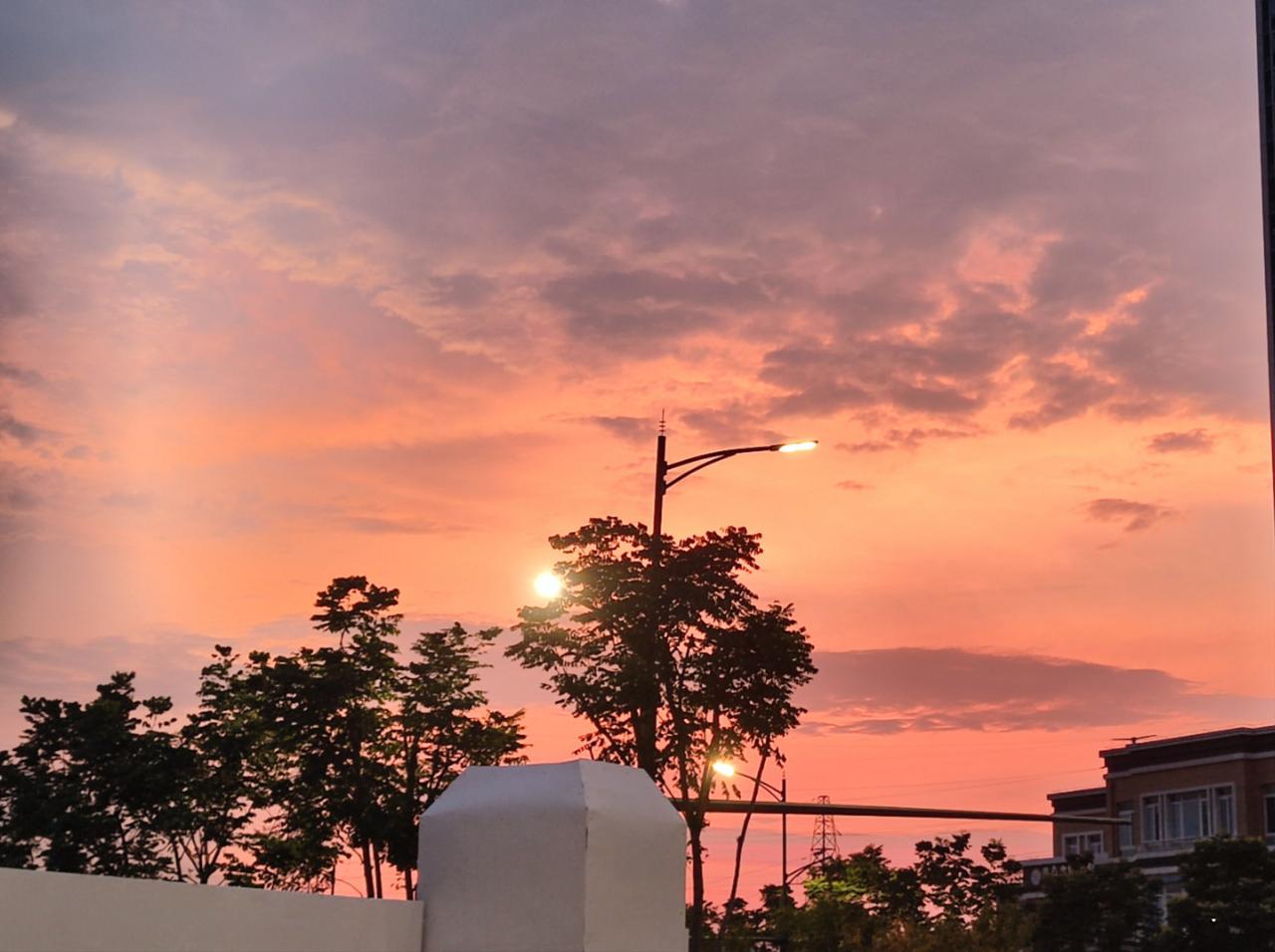 老哥们，周日要去试驾，请问星越L两驱旗舰版在南京目前多少能拿下啊