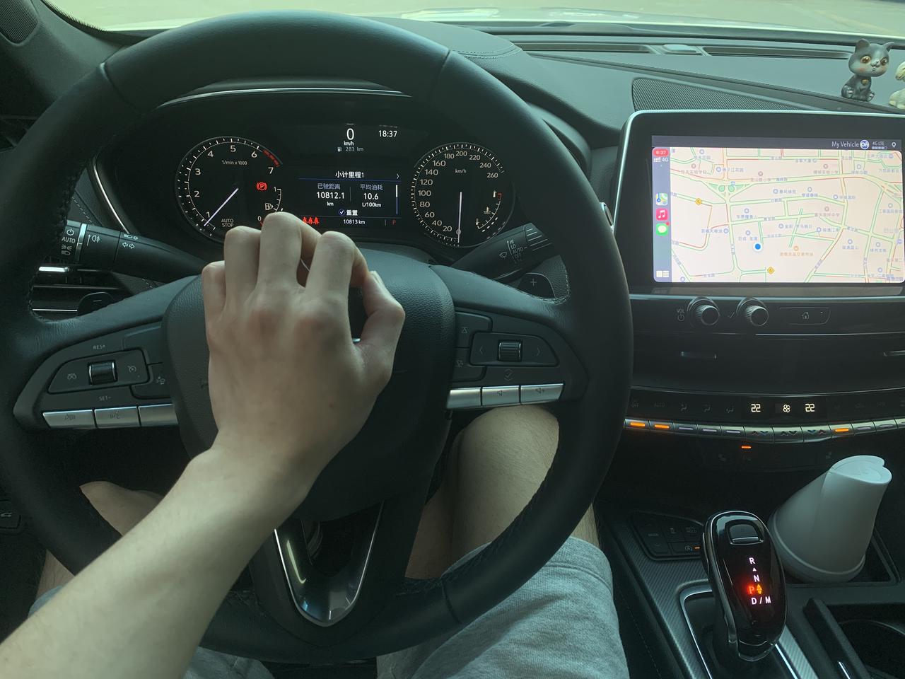 领克03 第一辆车 挺喜欢03的 再过俩月想去买03 1.5t的  四缸又买不起压力大！但是很难受 大家都说年底改款1.
