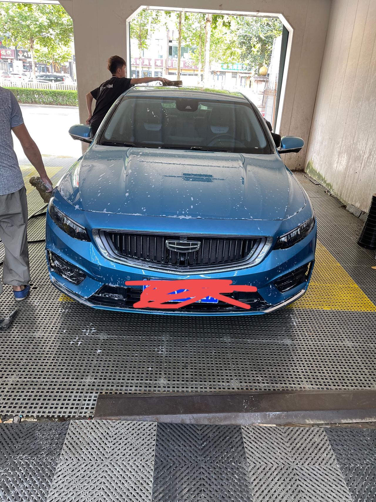兄弟们，车友们    星瑞洗车的时候不断的报警如何才能取消报警，  求操作步骤啊