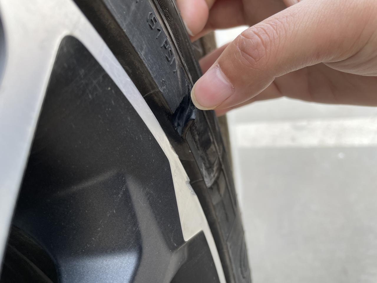 领克03 轮胎侧面拐角蹭了一个口子需要换胎吗？看着不算严重，在考虑换胎还是换到后轮继续使用