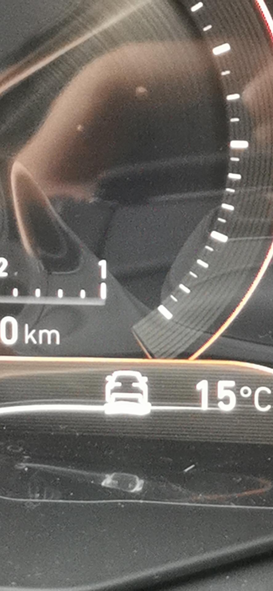 领克03 车友们，这个标志是啥意思啊？