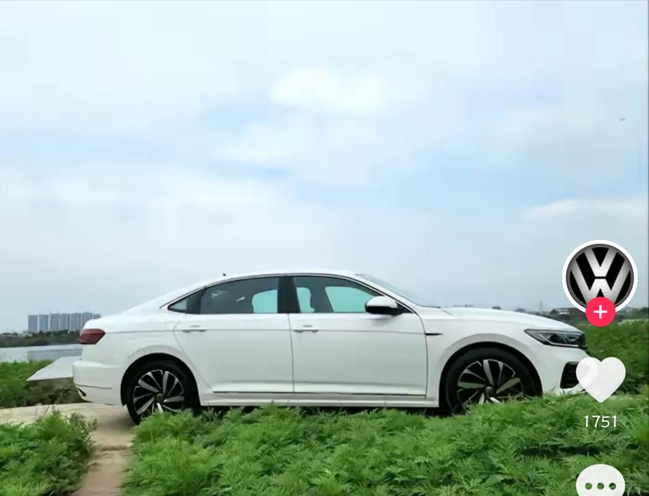 请问各位大佬们，白帕萨特真的没有几辆吗，后期真的卖不出去嘛，挺喜欢白色的